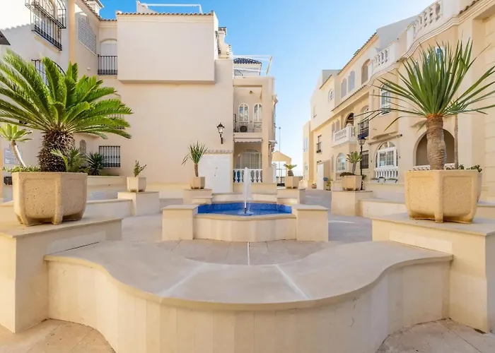 Amazing Penthouse On The Beach, Sea Views, Wifi, Airconditioning And Parking Appartement *