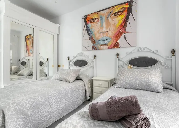 Amazing Penthouse On The Beach, Sea Views, Wifi, Airconditioning And Parking Appartement Torrevieja