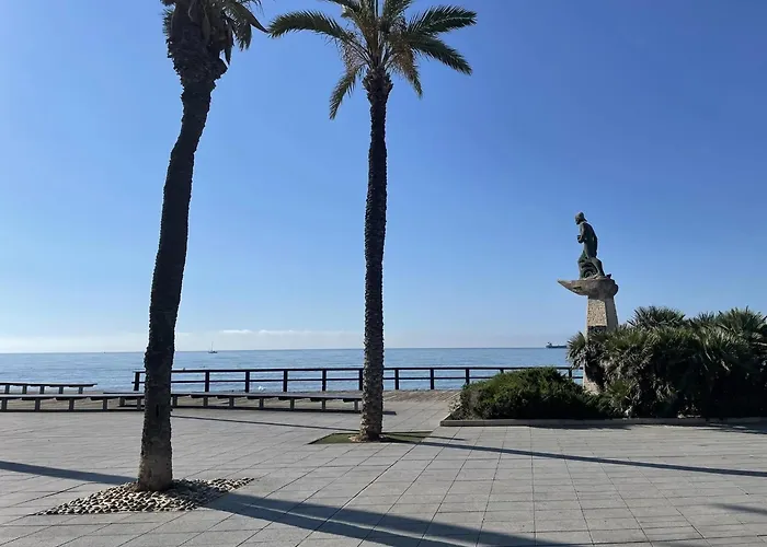 Amazing Penthouse On The Beach, Sea Views, Wifi, Airconditioning And Parking Torrevieja