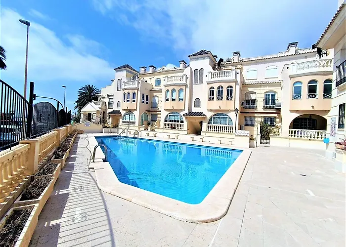 Amazing Penthouse On The Beach, Sea Views, Wifi, Airconditioning And Parking Appartement Torrevieja