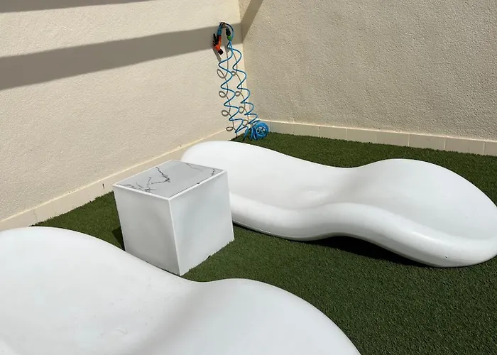 Amazing Penthouse On The Beach, Sea Views, Wifi, Airconditioning And Parking Appartement *