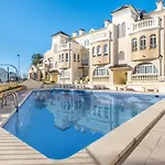 Amazing Penthouse On The Beach, Sea Views, Wifi, Airconditioning And Parking Apartmán