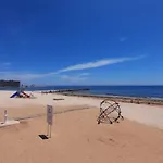 Apartment Amazing Penthouse On The Beach, Sea Views, Wifi, Airconditioning And Parking *