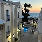 Amazing Penthouse On The Beach, Sea Views, Wifi, Airconditioning And Parking * Torrevieja