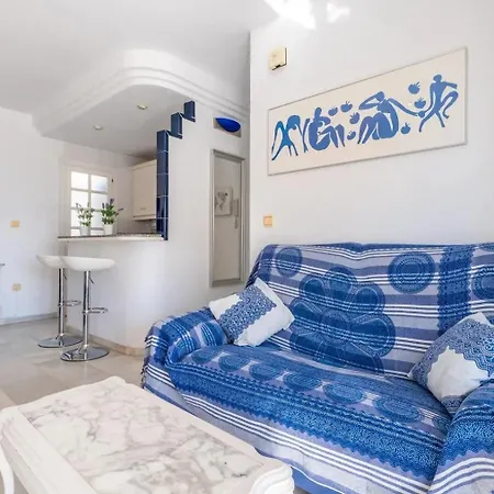 Amazing Penthouse On The Beach, Sea Views, Wifi, Airconditioning And Parking Huoneisto *