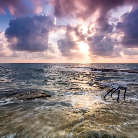 Amazing Penthouse On The Beach, Sea Views, Wifi, Airconditioning And Parking * Torrevieja