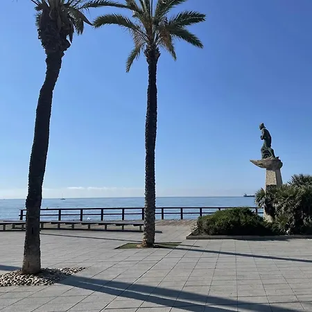 Amazing Penthouse On The Beach, Sea Views, Wifi, Airconditioning And Parking Torrevieja