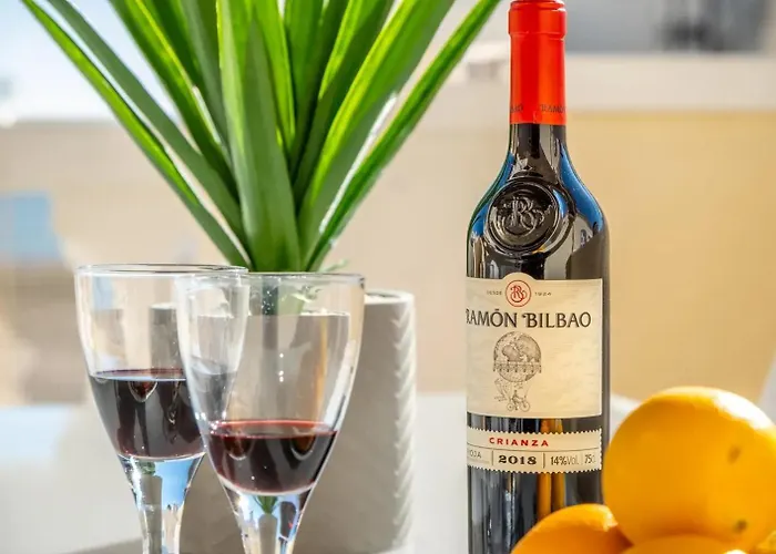 Apartment Amazing Penthouse On The Beach, Sea Views, Wifi, Airconditioning And Parking *