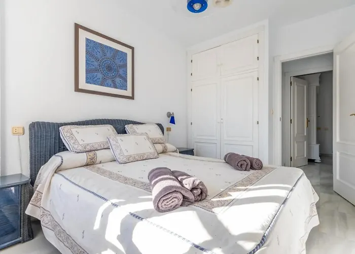 Amazing Penthouse On The Beach, Sea Views, Wifi, Airconditioning And Parking