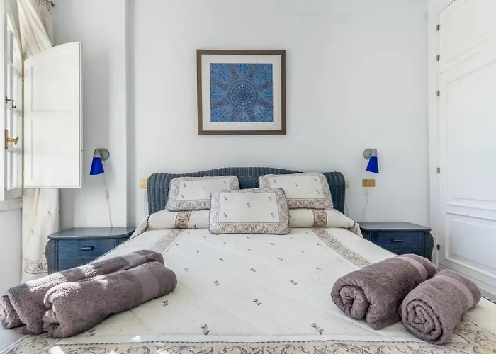 Amazing Penthouse On The Beach, Sea Views, Wifi, Airconditioning And Parking