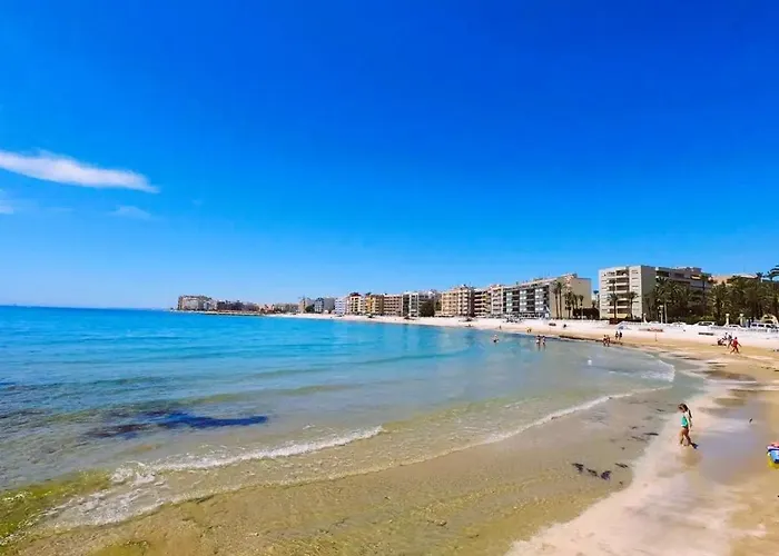 Apartment Amazing Penthouse On The Beach, Sea Views, Wifi, Airconditioning And Parking
